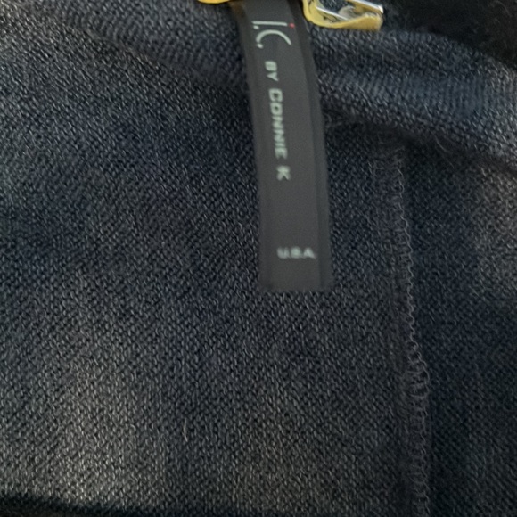 IC by Connie unique cardigan style sweater with one button - Picture 2 of 4